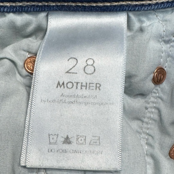 MOTHER Weekend Fray Jean in Hop On Hop Off 28 - Picture 7 of 10